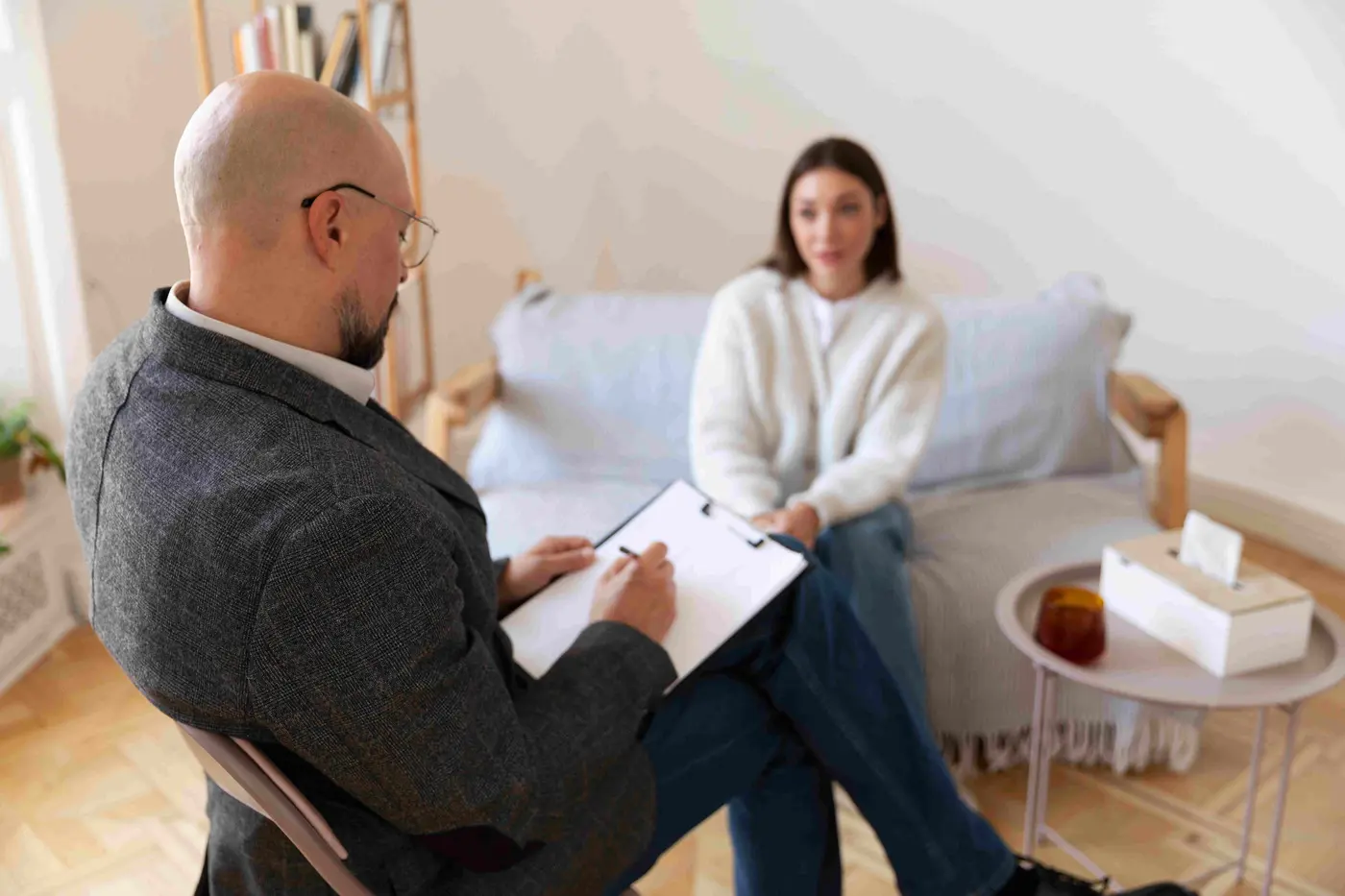 A calm, supportive therapy space for expectant and new parents